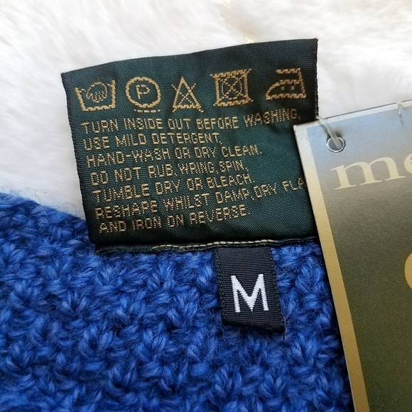 Carraig Donn Vintage Merino Wool Cardigan - Picture 7 of 8